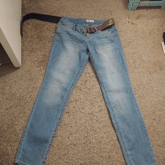 Jeans - Picture 2 of 2